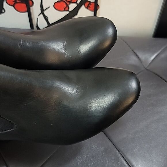 KURT GEIGER LONDON Raquel Chain Detail Block Heel Ankle Boots - Picture 10 of 15